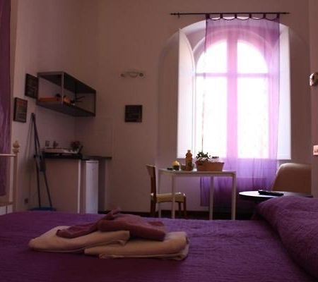 Eleven Apartment ローマ 部屋 写真